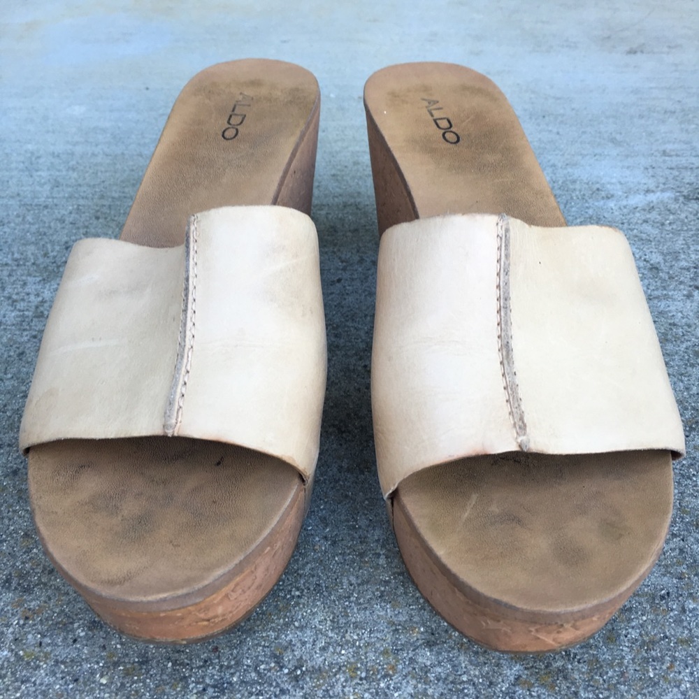 ALDO Tan Leather Slide On  Platform Wedge Sandals - Picture 8 of 8